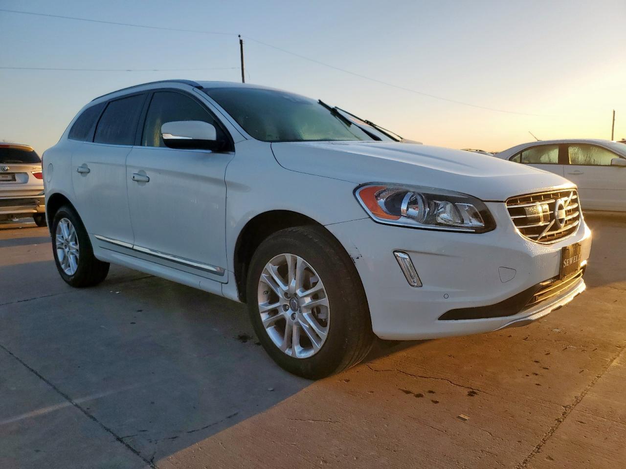 2015 Volvo XC60 - Image 4
