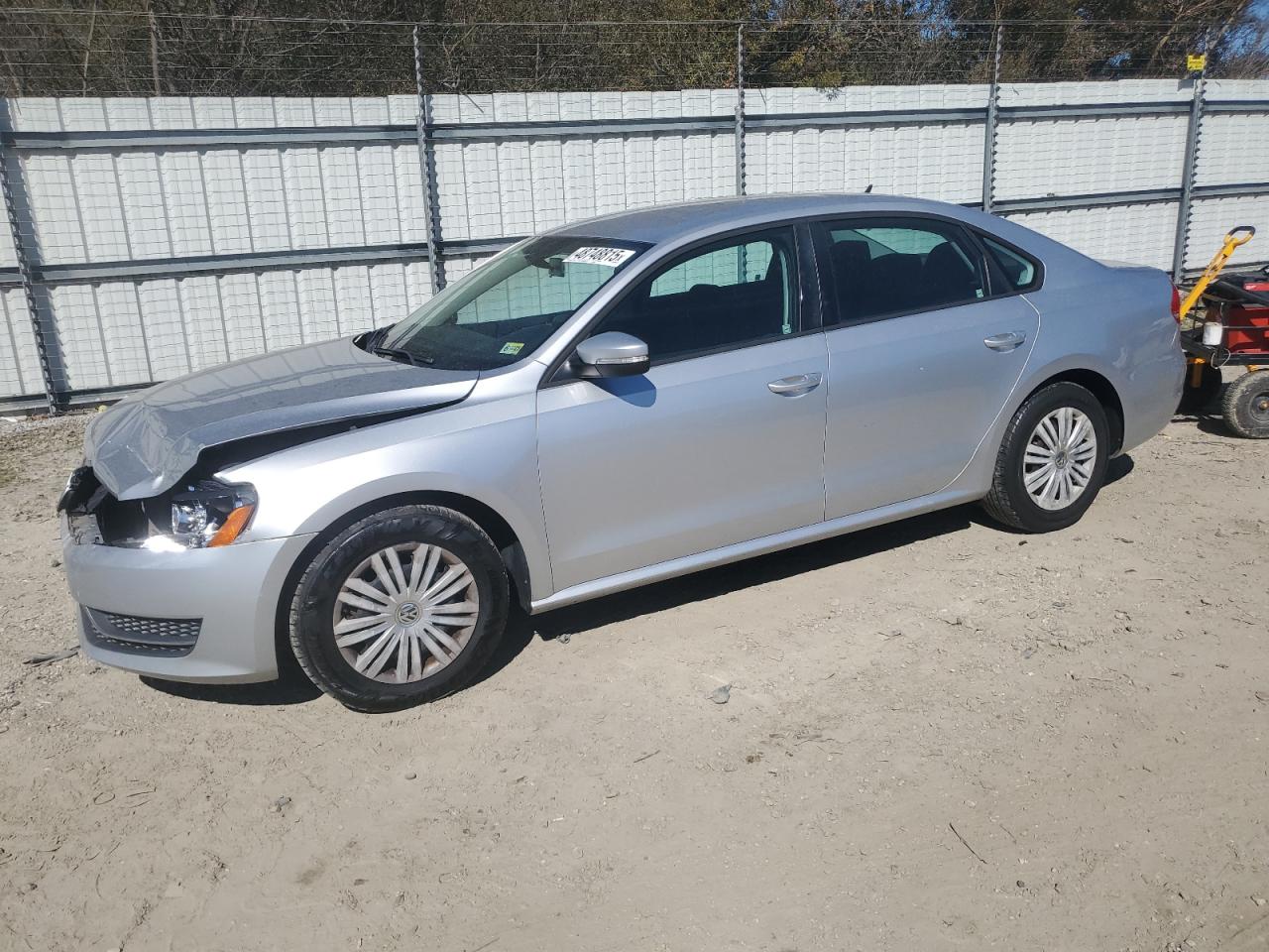 2015 Volkswagen Passat - Image 1
