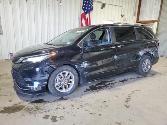 2023 Toyota Sienna Xle 2.5L