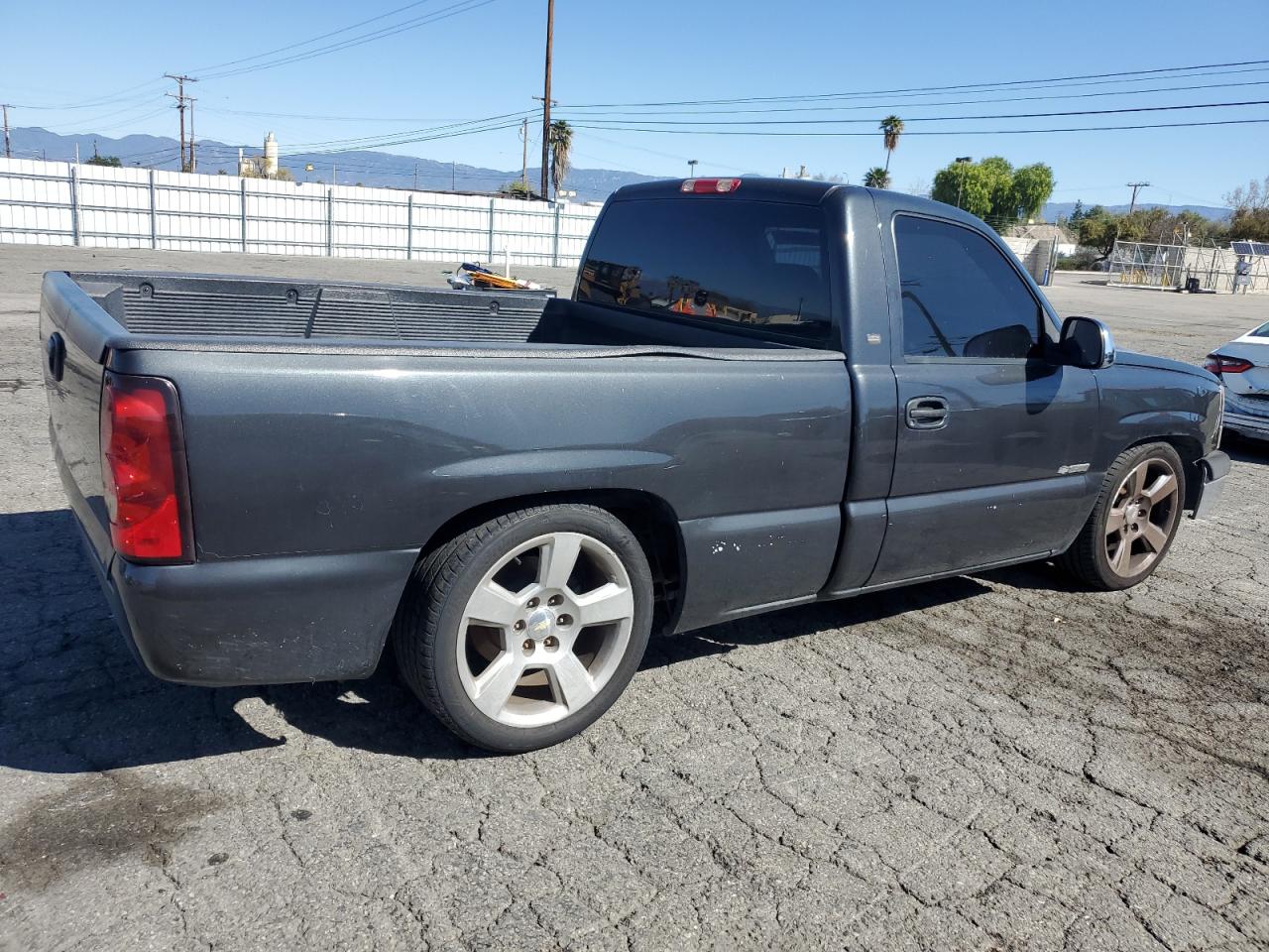 2004 Chevrolet Silverado - Image 3