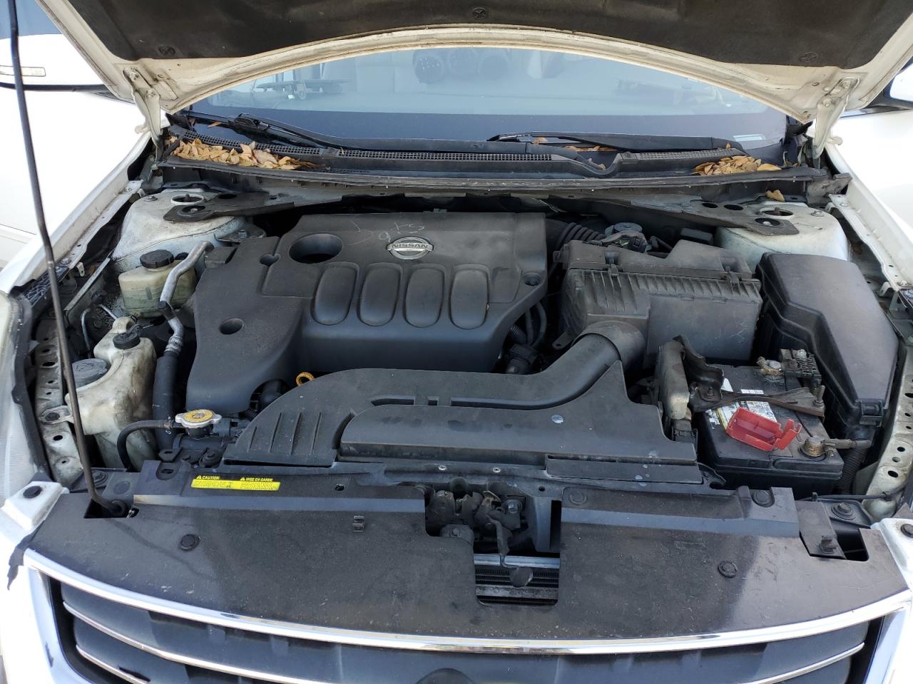 2010 Nissan Altima - Image 11
