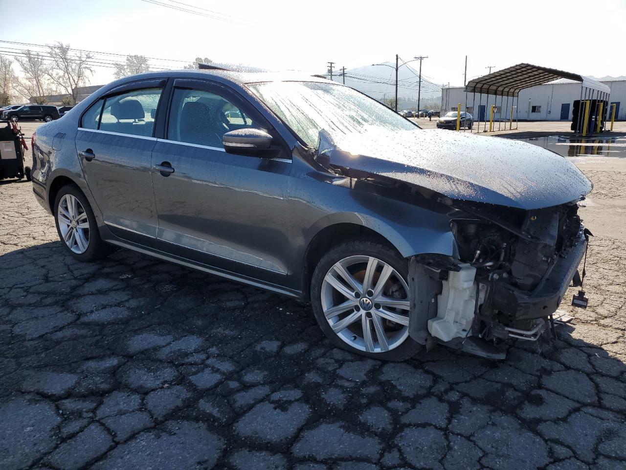 2017 Volkswagen Jetta - Image 4