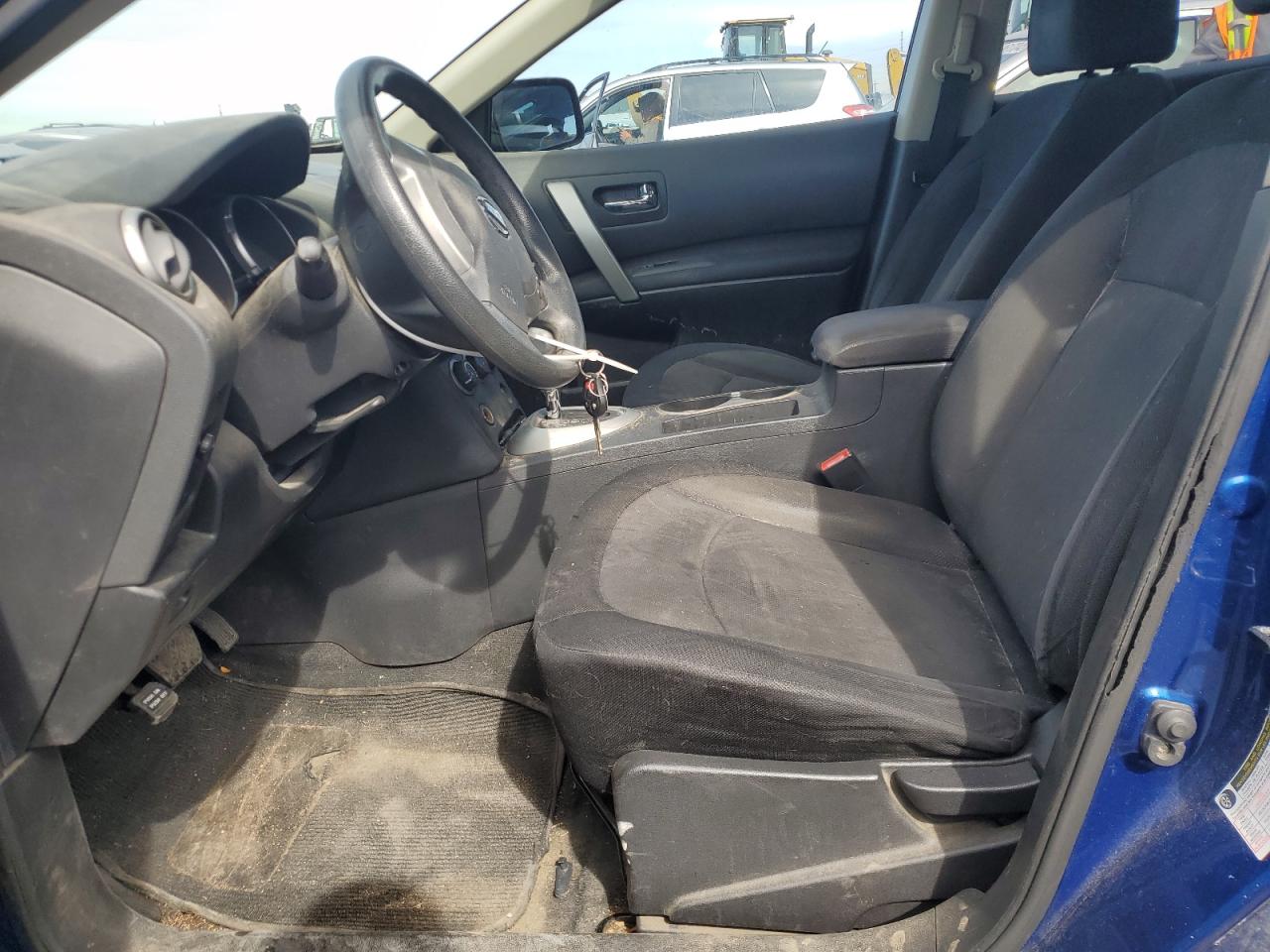 2010 Nissan Rogue - Image 7