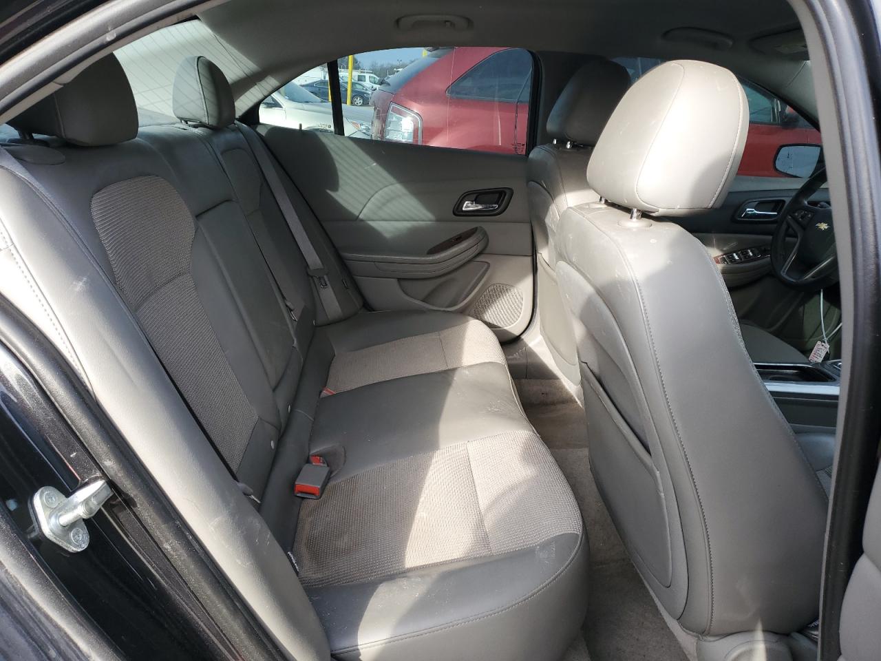 2013 Chevrolet Malibu - Image 10