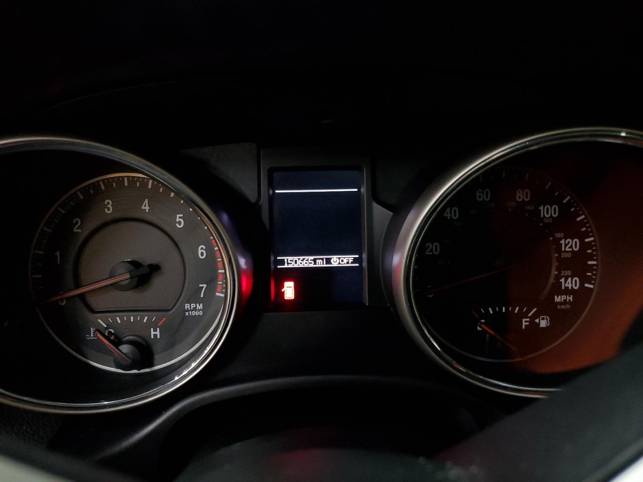 2011 Jeep Grand Cherokee - Image 9