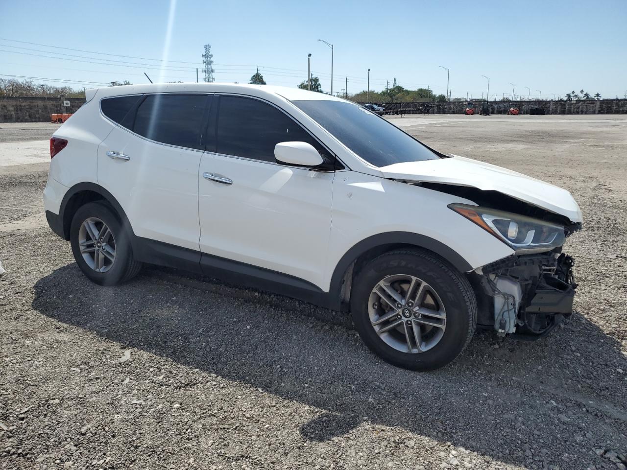 2018 Hyundai Santa Fe - Image 4