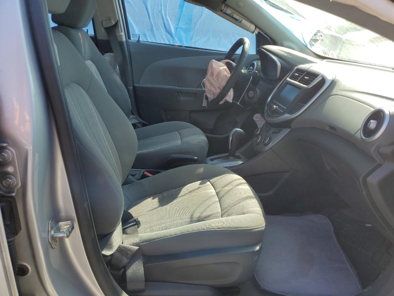2017 Chevrolet Sonic - Image 7