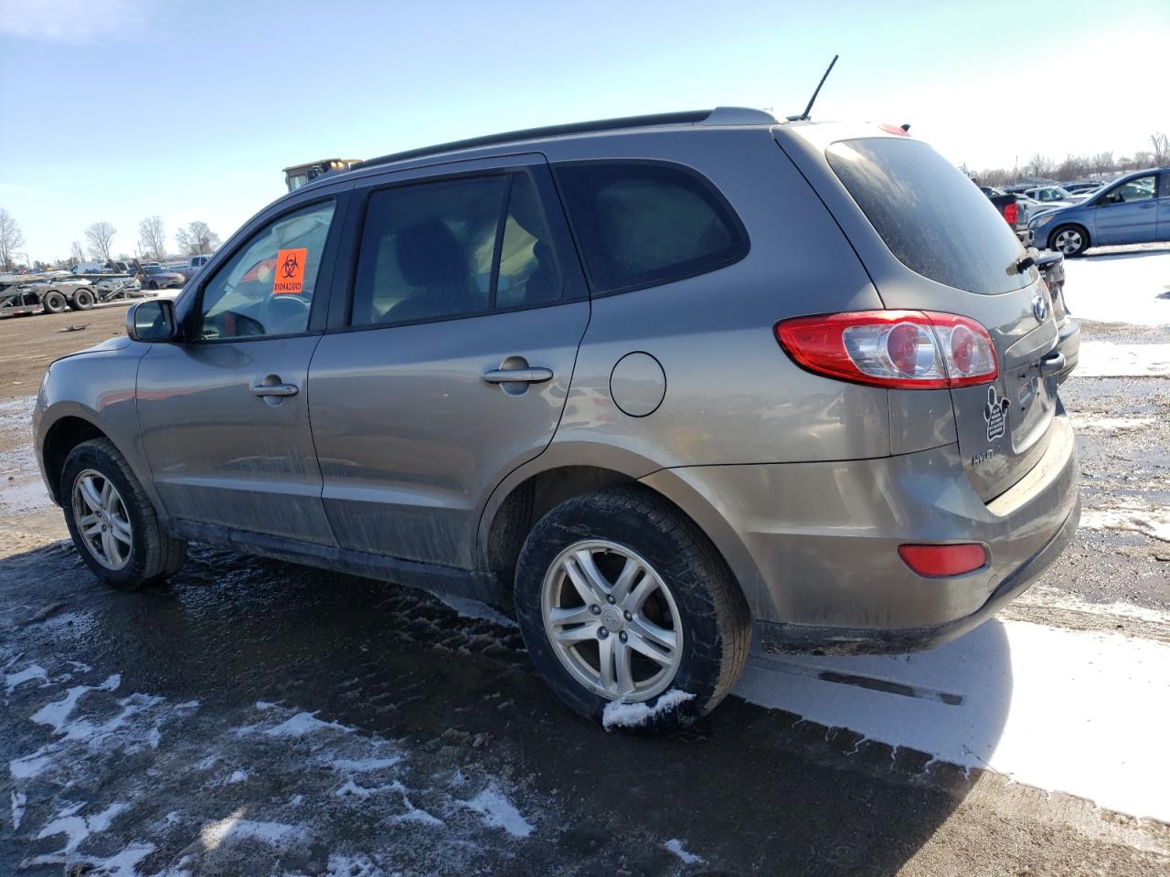 2011 Hyundai Santa Fe - Image 2