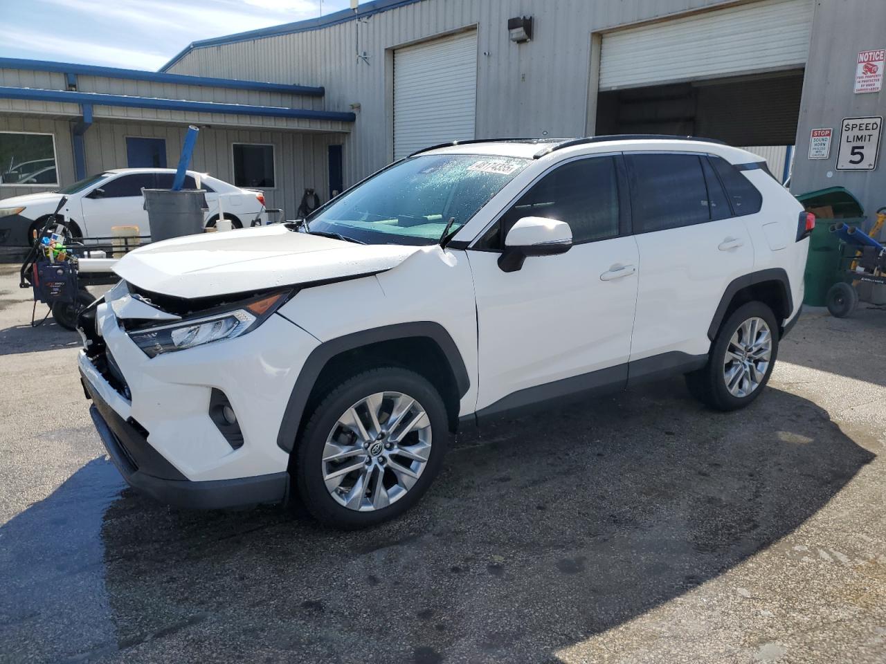 JTMC1RFV6KD020881 TOYOTA RAV4 2019