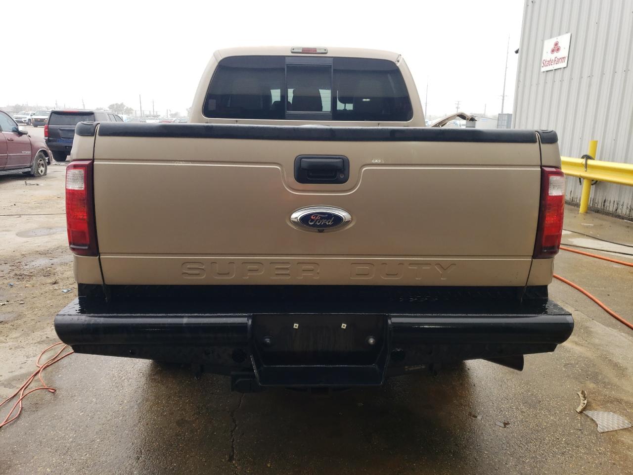 2014 Ford F250 - Image 6