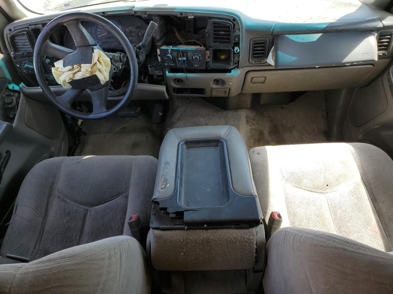 2003 Chevrolet Tahoe C1500 VIN: 1GNEC13V53R156763 Lot: 50019155
