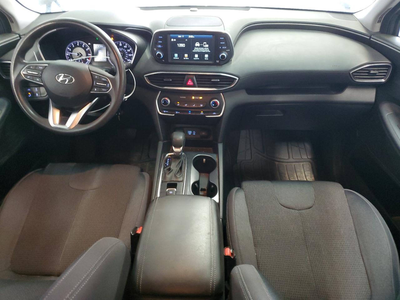 2019 Hyundai Santa Fe - Image 8