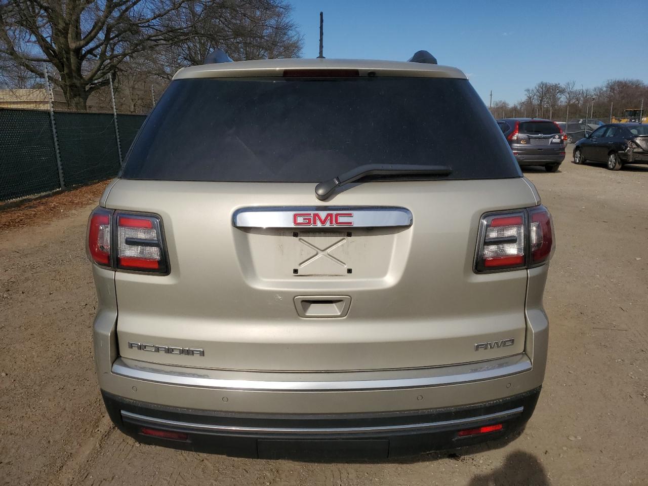 2013 GMC Acadia - Image 6