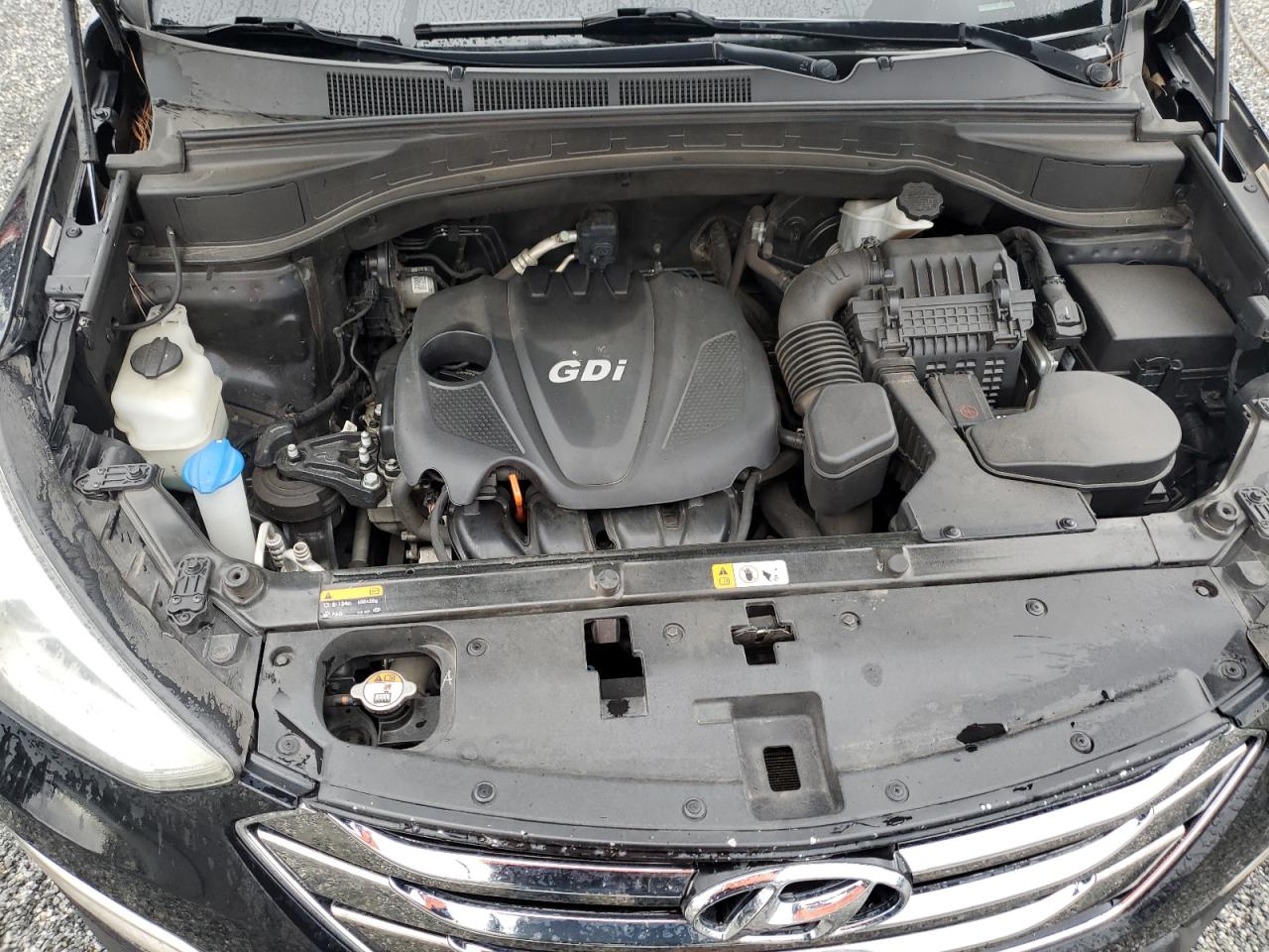 2014 Hyundai Santa Fe - Image 12