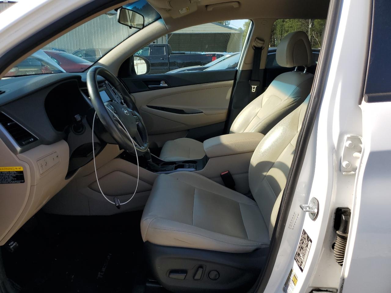 2016 Hyundai Tucson - Image 7