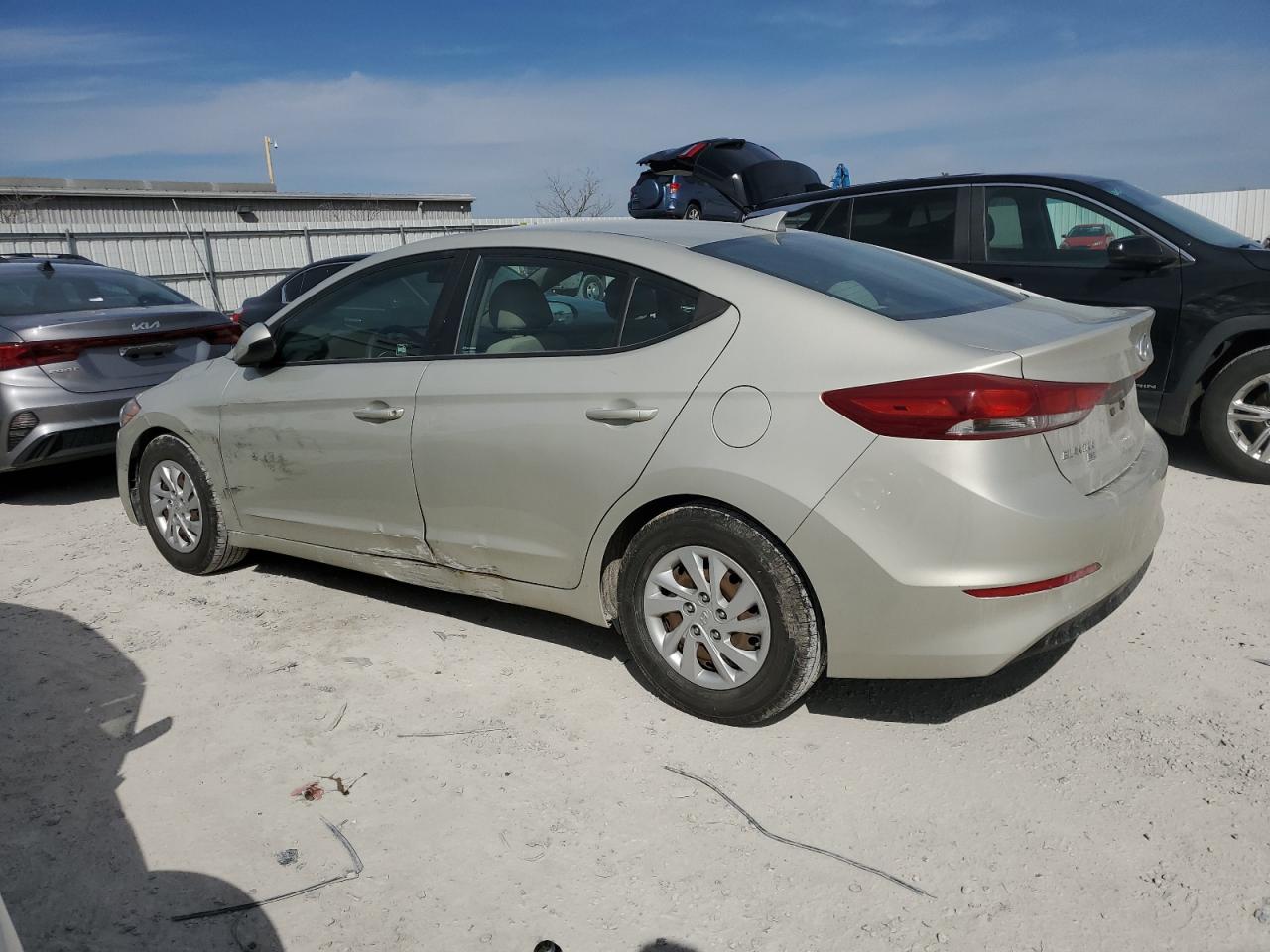 2017 Hyundai Elantra - Image 2
