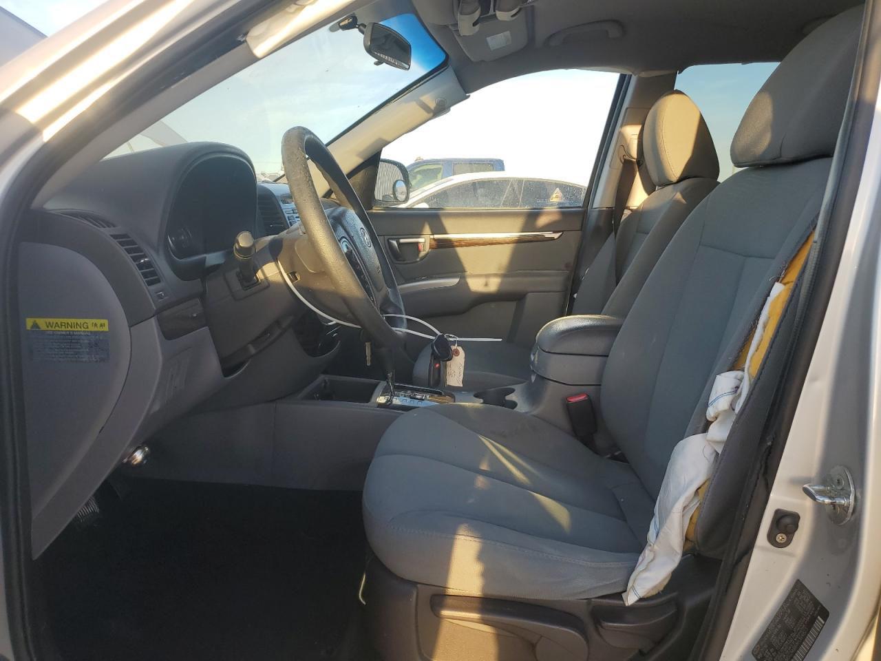 2010 Hyundai Santa Fe - Image 7
