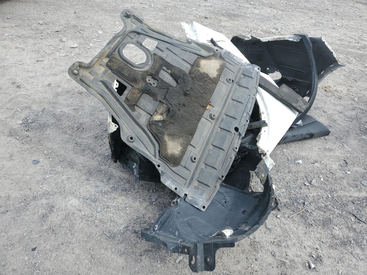 JN1BJ1CR6KW333778 NISSAN ROGUE 2019
