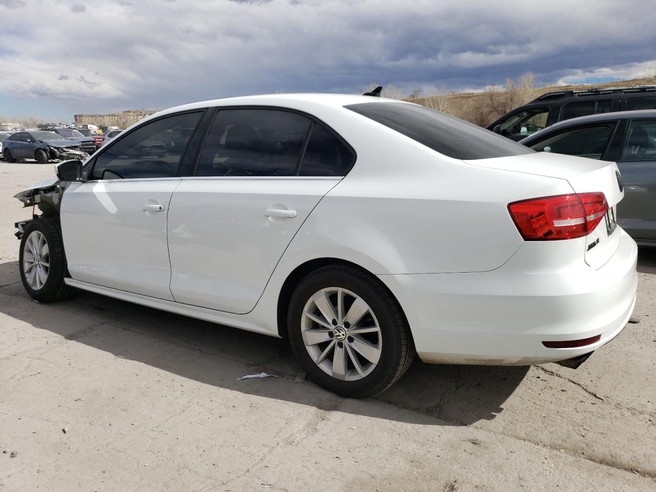 2015 Volkswagen Jetta - Image 2