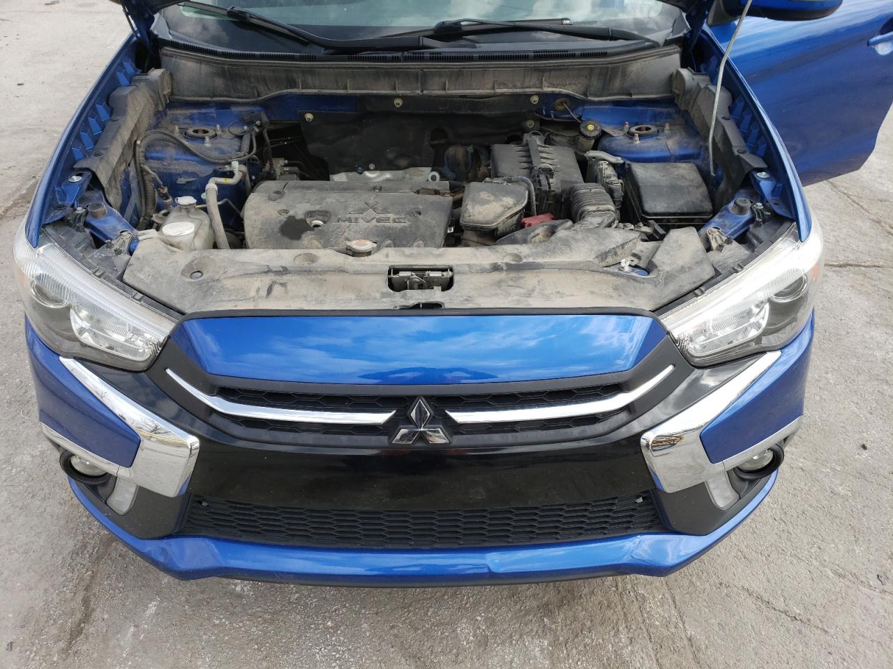 2018 Mitsubishi Outlander - Image 12
