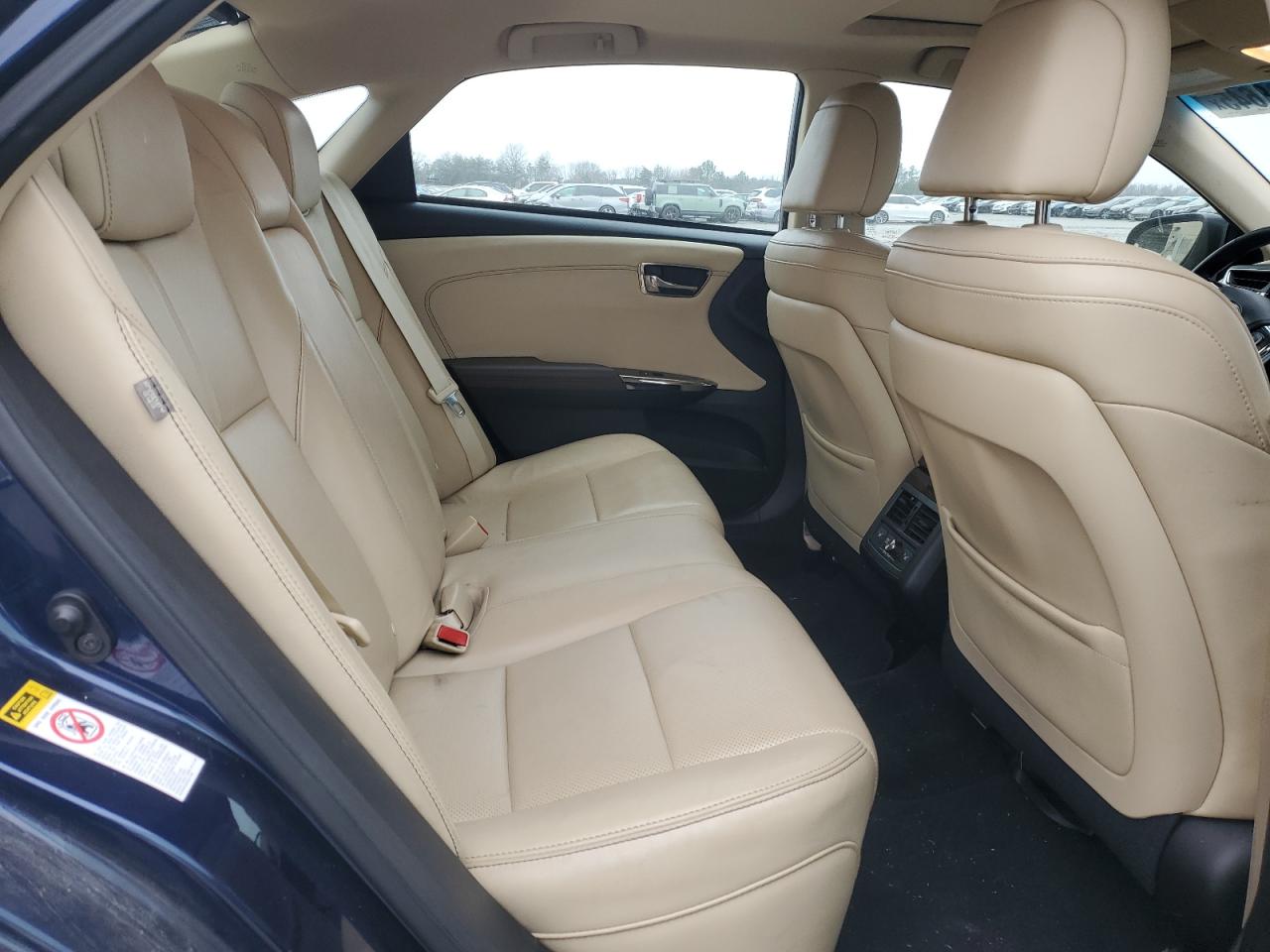 2013 Toyota Avalon - Image 10