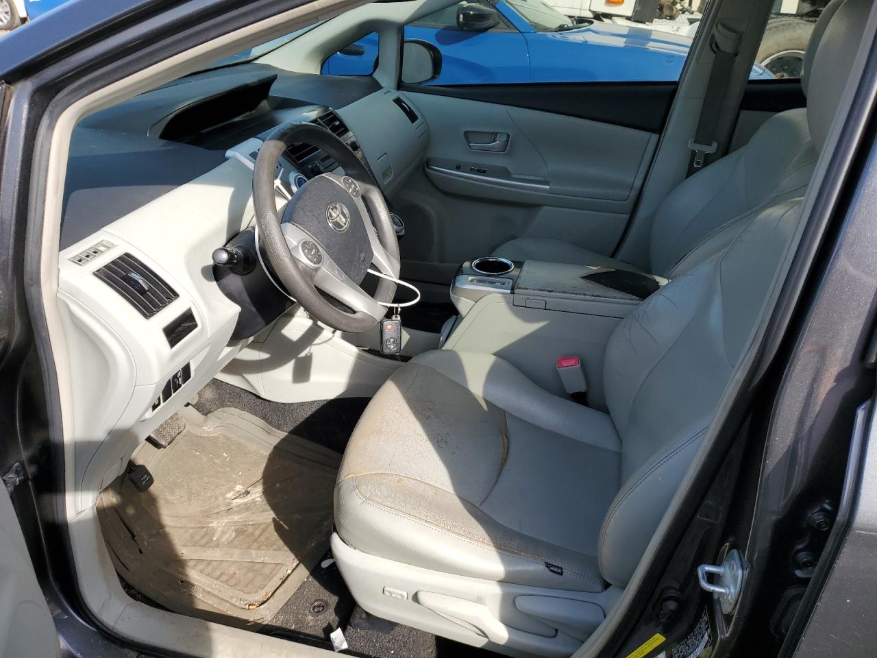 2012 Toyota Prius - Image 7