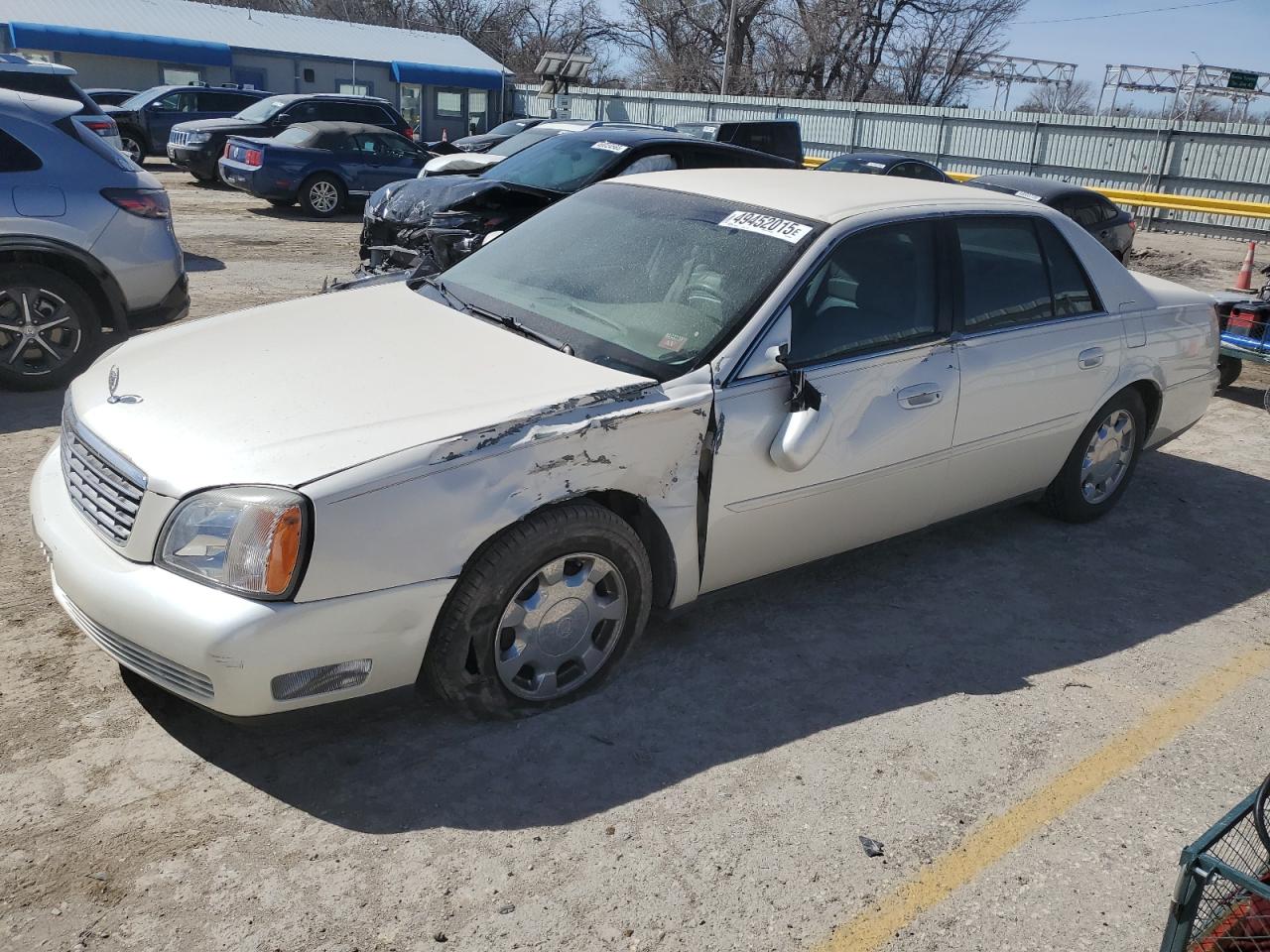 2000 Cadillac Deville for Sale in Wichita, KS - Front End