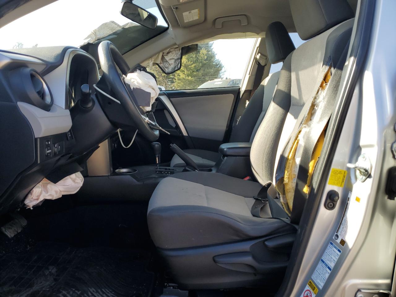 2015 Toyota RAV 4 - Image 7