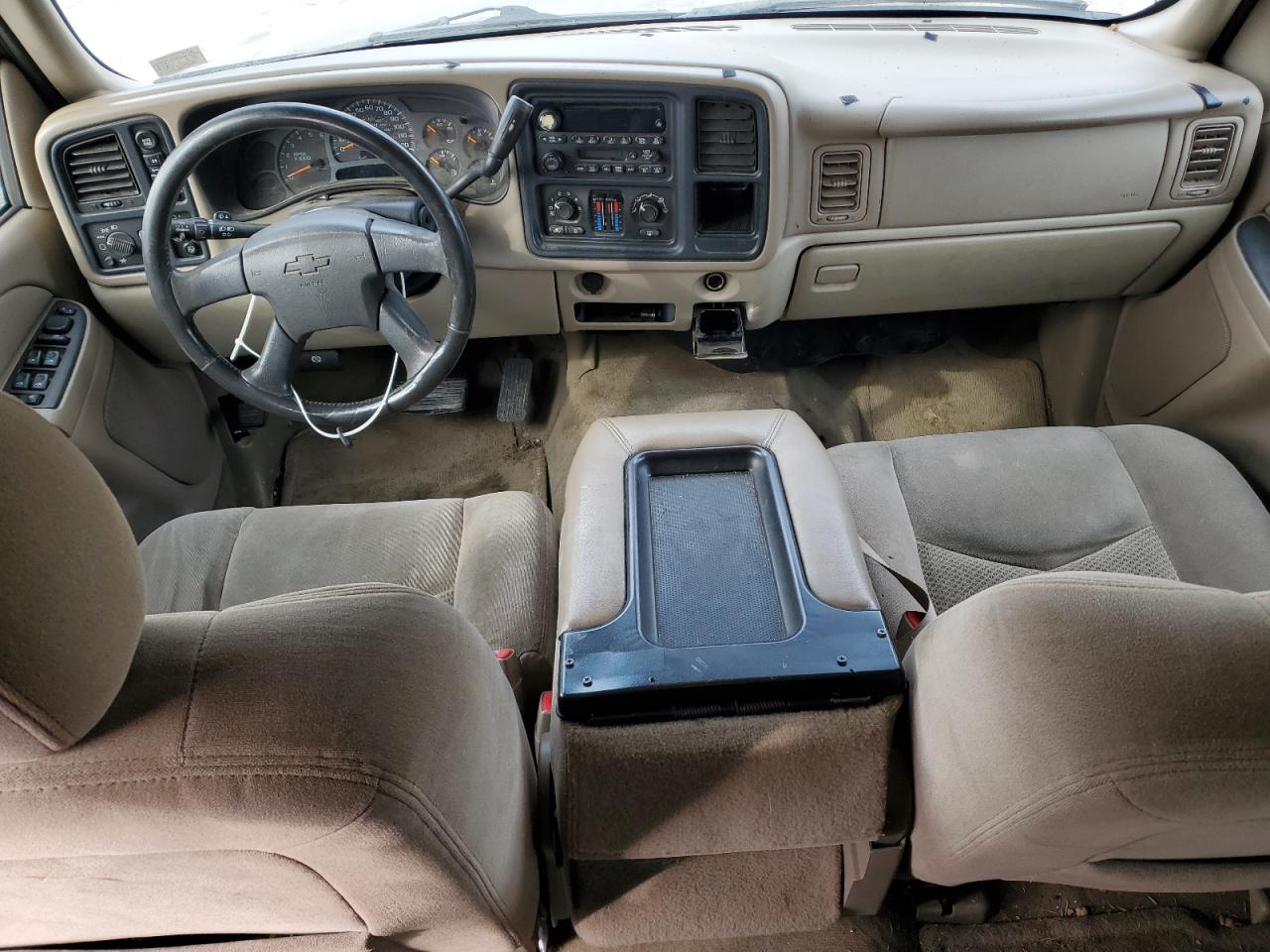 2004 Chevrolet Tahoe - Image 8