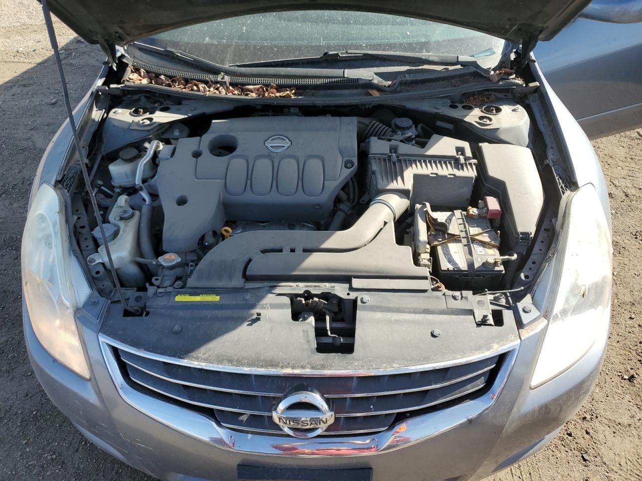 2010 Nissan Altima - Image 11