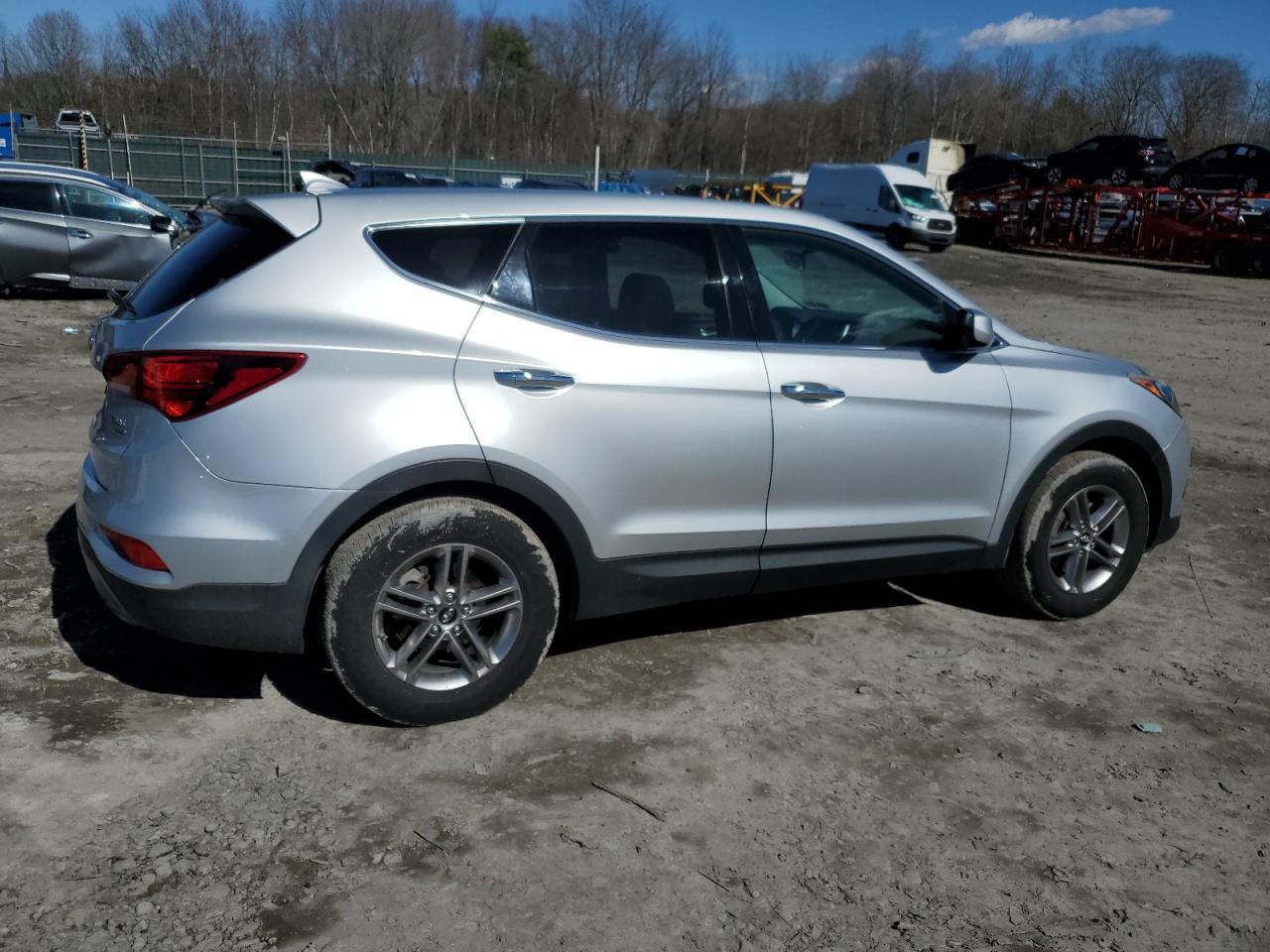 2017 Hyundai Santa Fe - Image 3