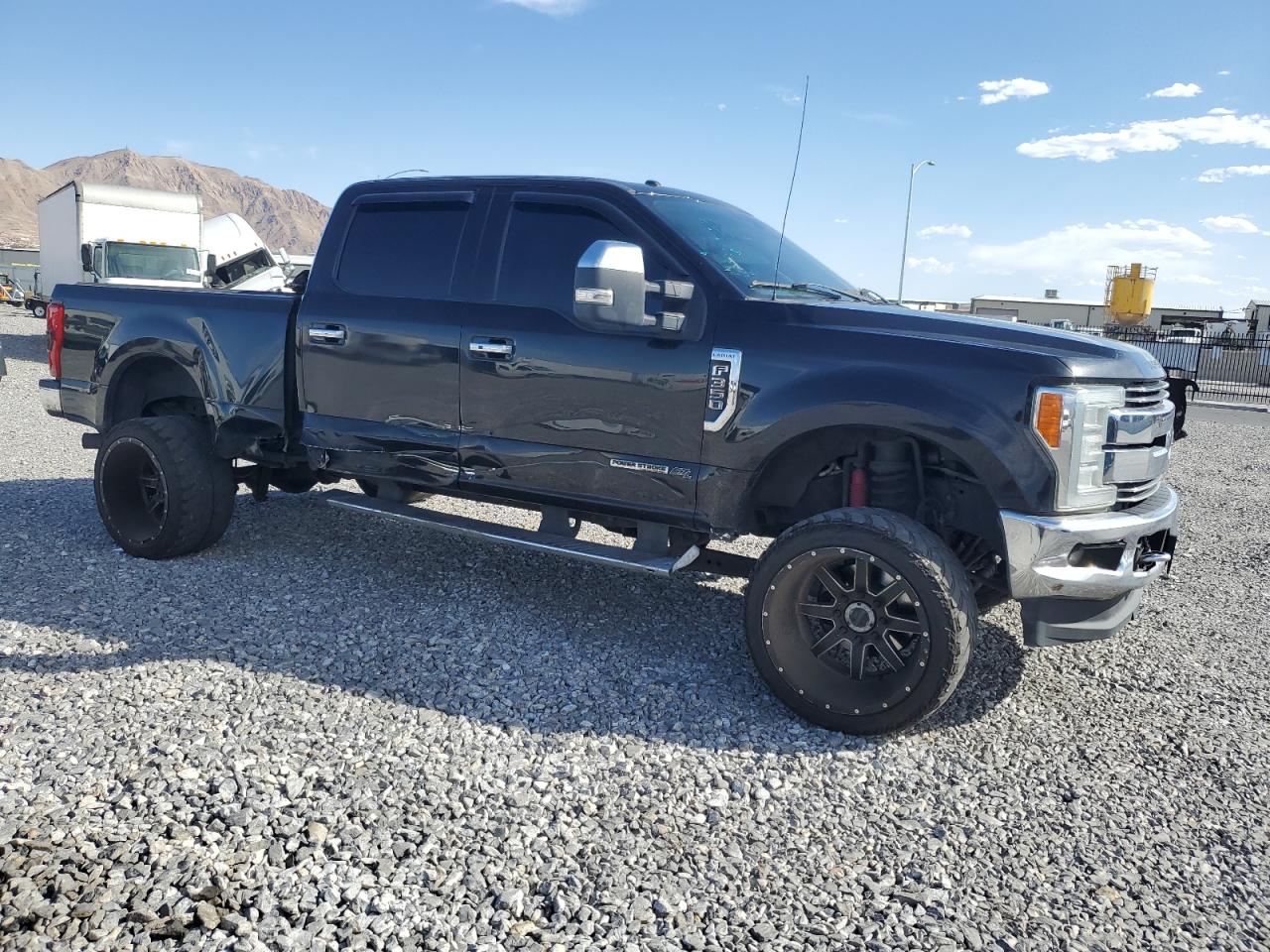1FT8W3BT3HEB43064 FORD F350 2017