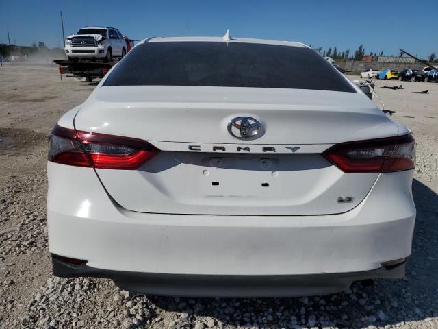  TOYOTA CAMRY 2022 Biały