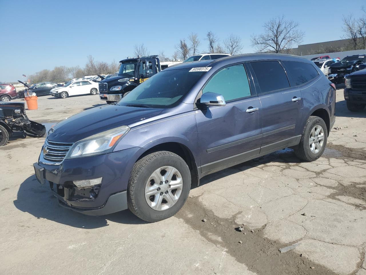 2014 Chevrolet Traverse Ls for Sale in Bridgeton, MO - Front End