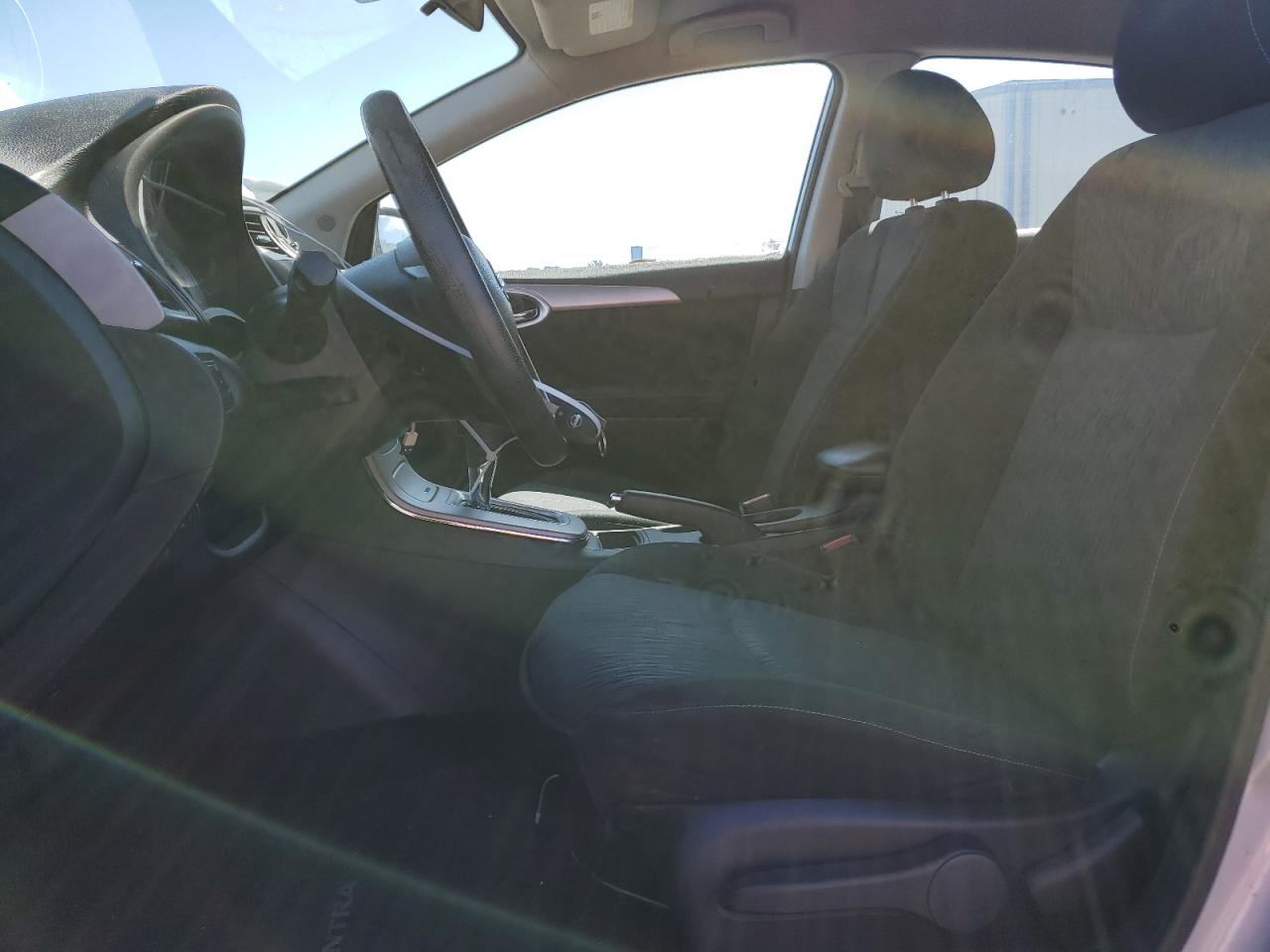 2014 Nissan Sentra - Image 7