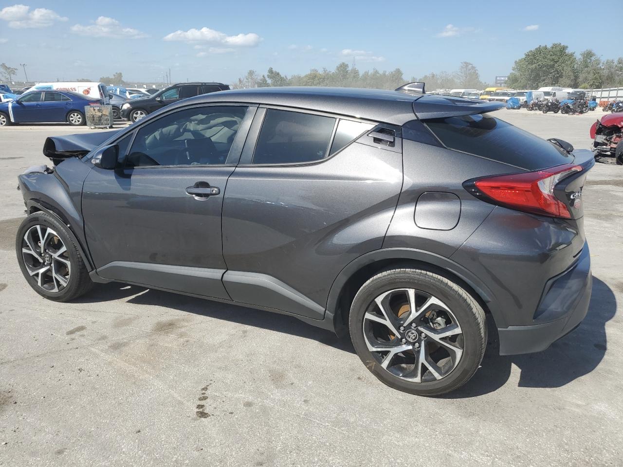 NMTKHMBX3MR128821 TOYOTA C-HR 2021