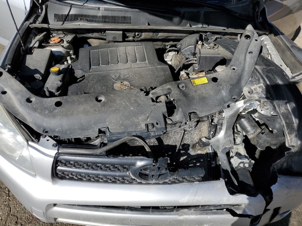2006 Toyota RAV 4 - Image 12