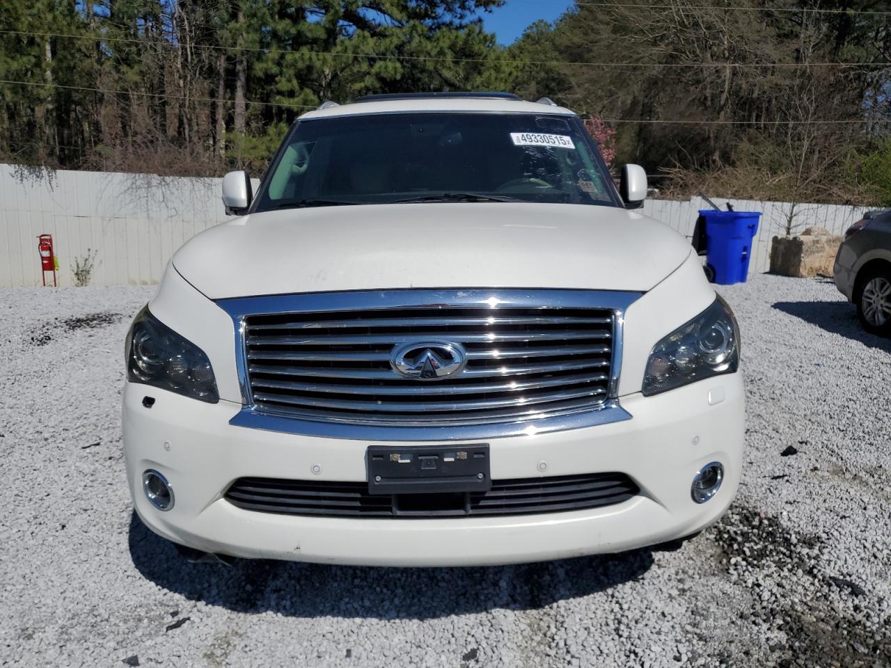 2014 Infiniti QX80 - Image 5