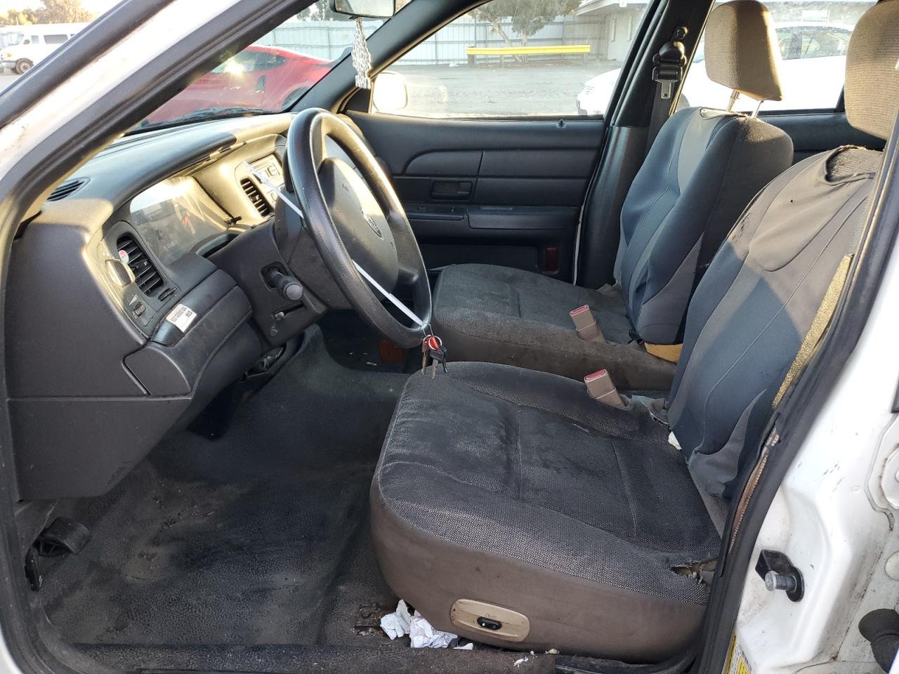 2007 Ford Crown Victoria - Image 7