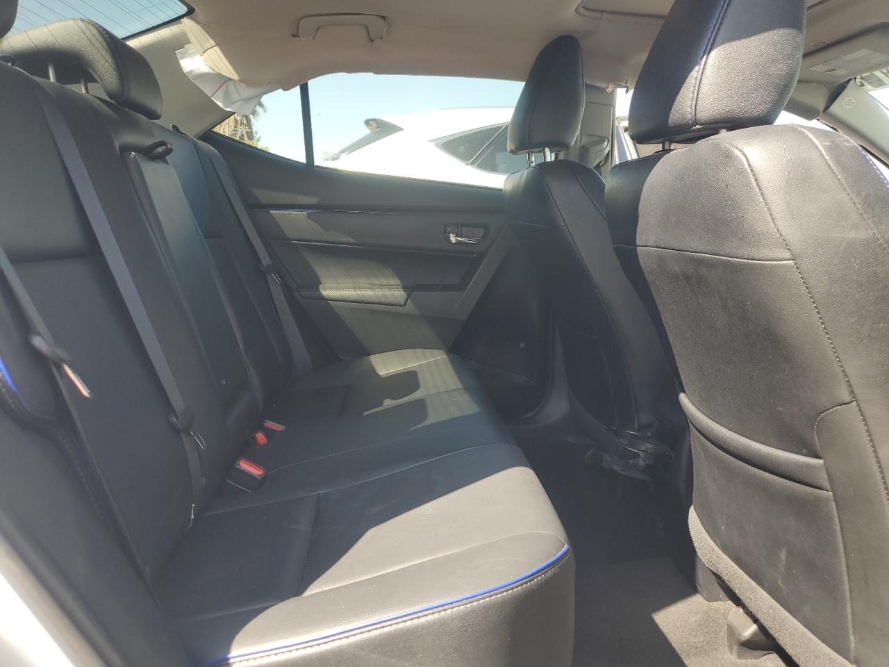 2017 Toyota Corolla - Image 10