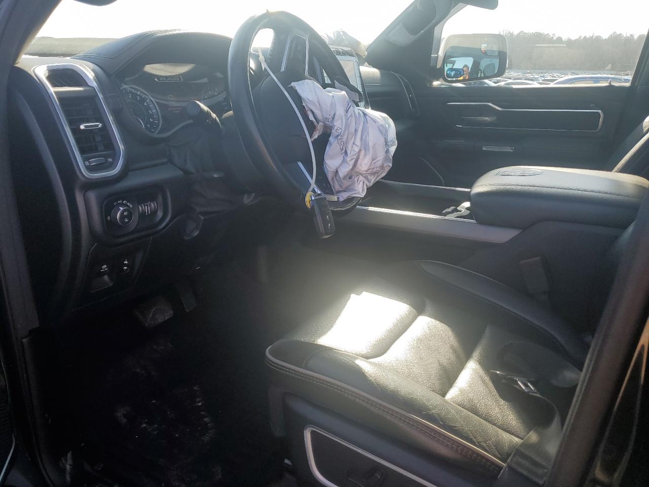 2020 RAM 1500 - Image 7