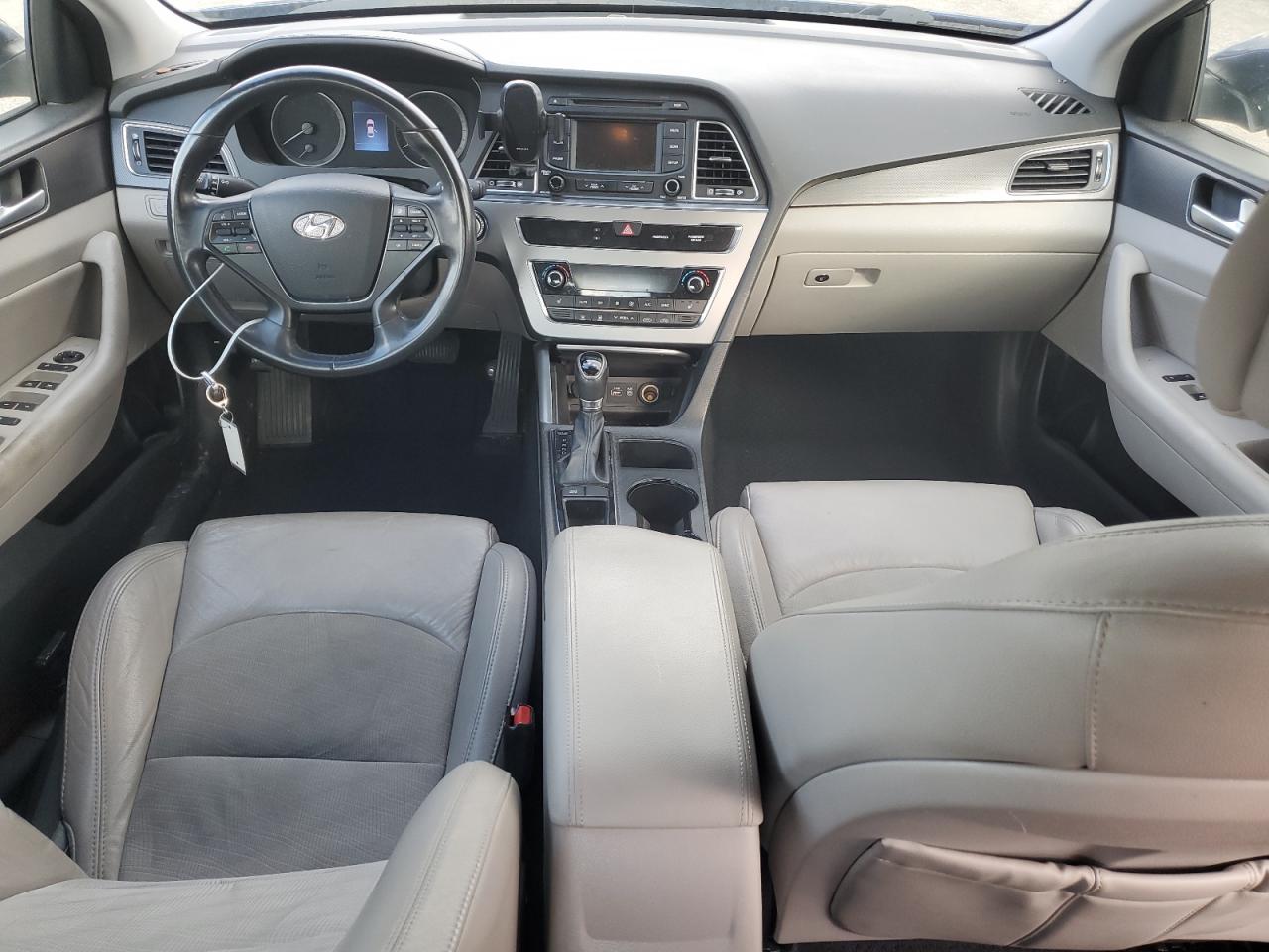 2015 Hyundai Sonata - Image 8