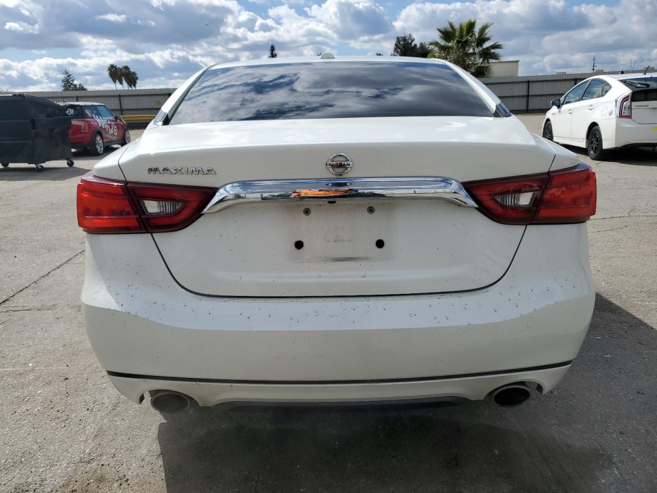 1N4AA6AP8JC368075 NISSAN MAXIMA 2018