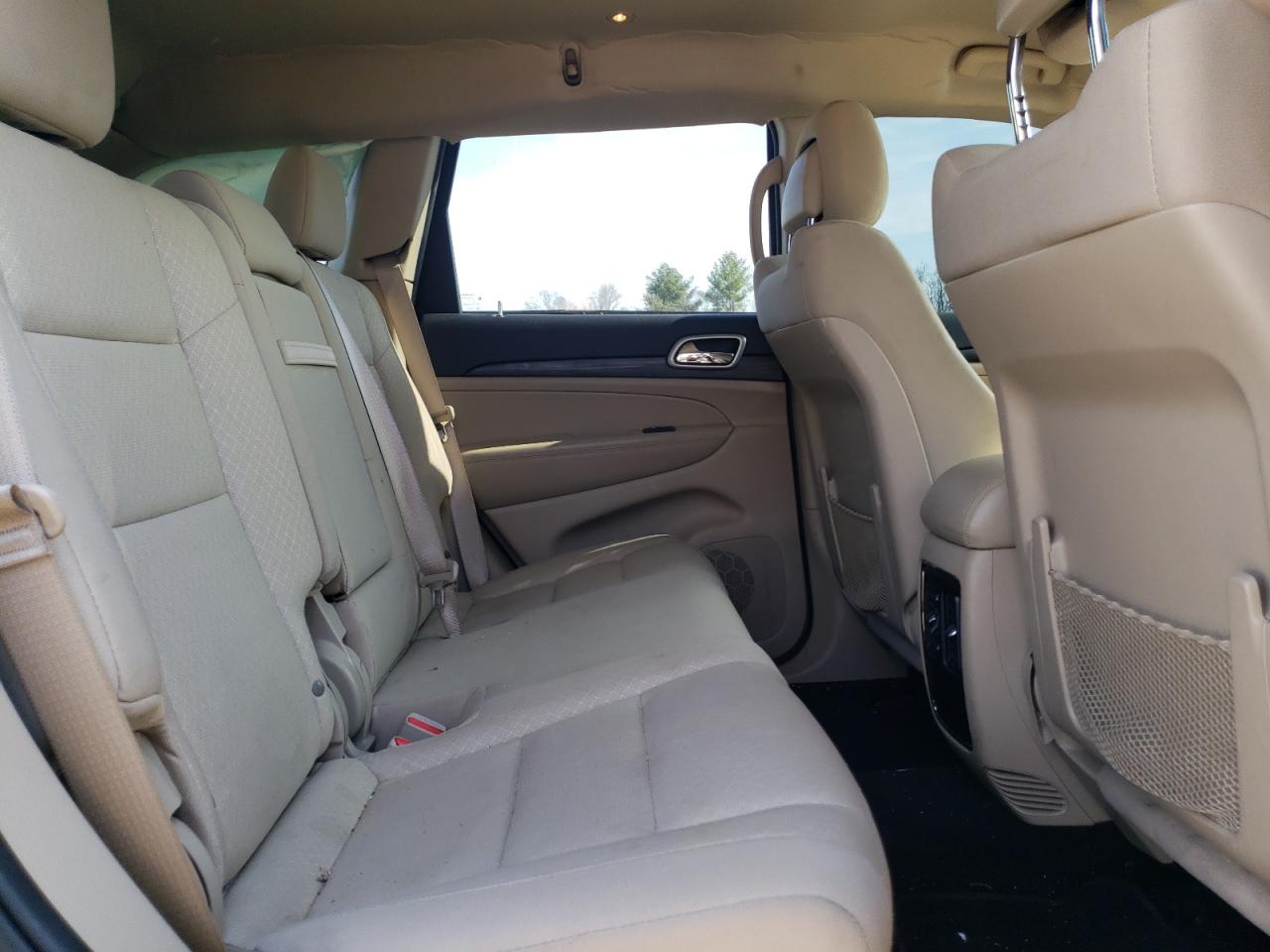 2019 Jeep Grand Cherokee - Image 11