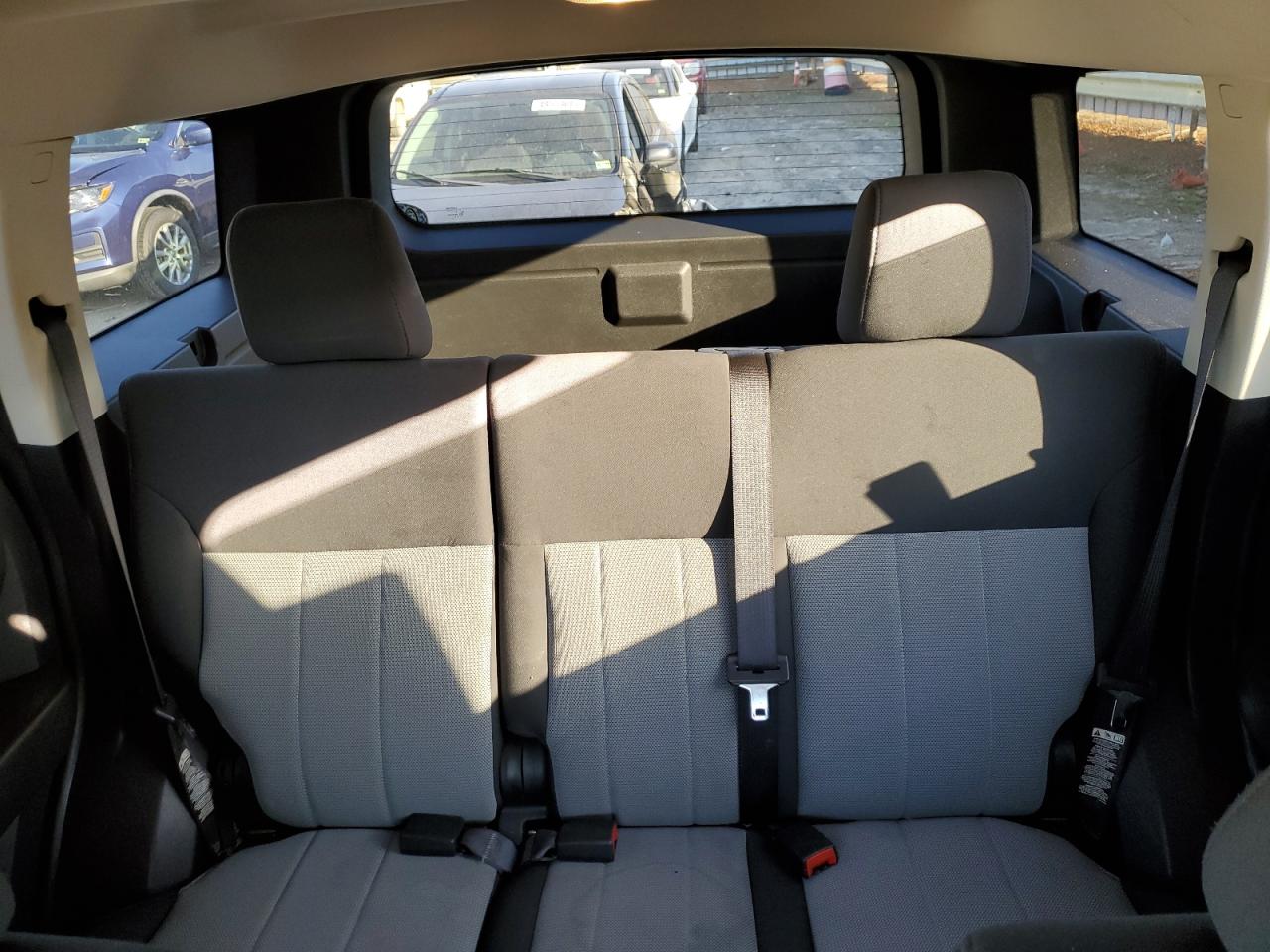 2007 Dodge Nitro - Image 10