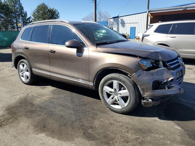 Parquets VOLKSWAGEN TOUAREG 2012 Brązowy