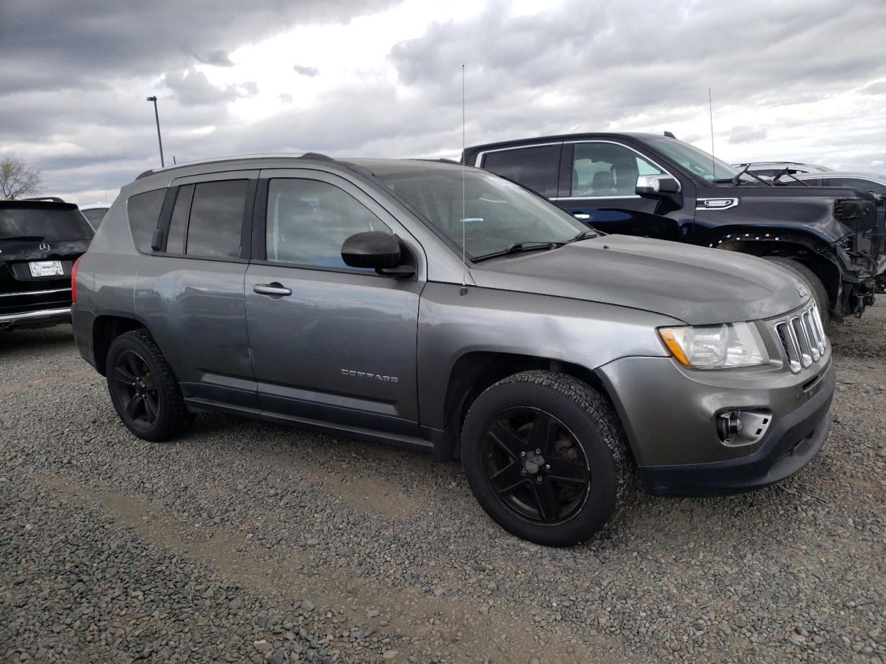 2012 Jeep Compass - Image 4
