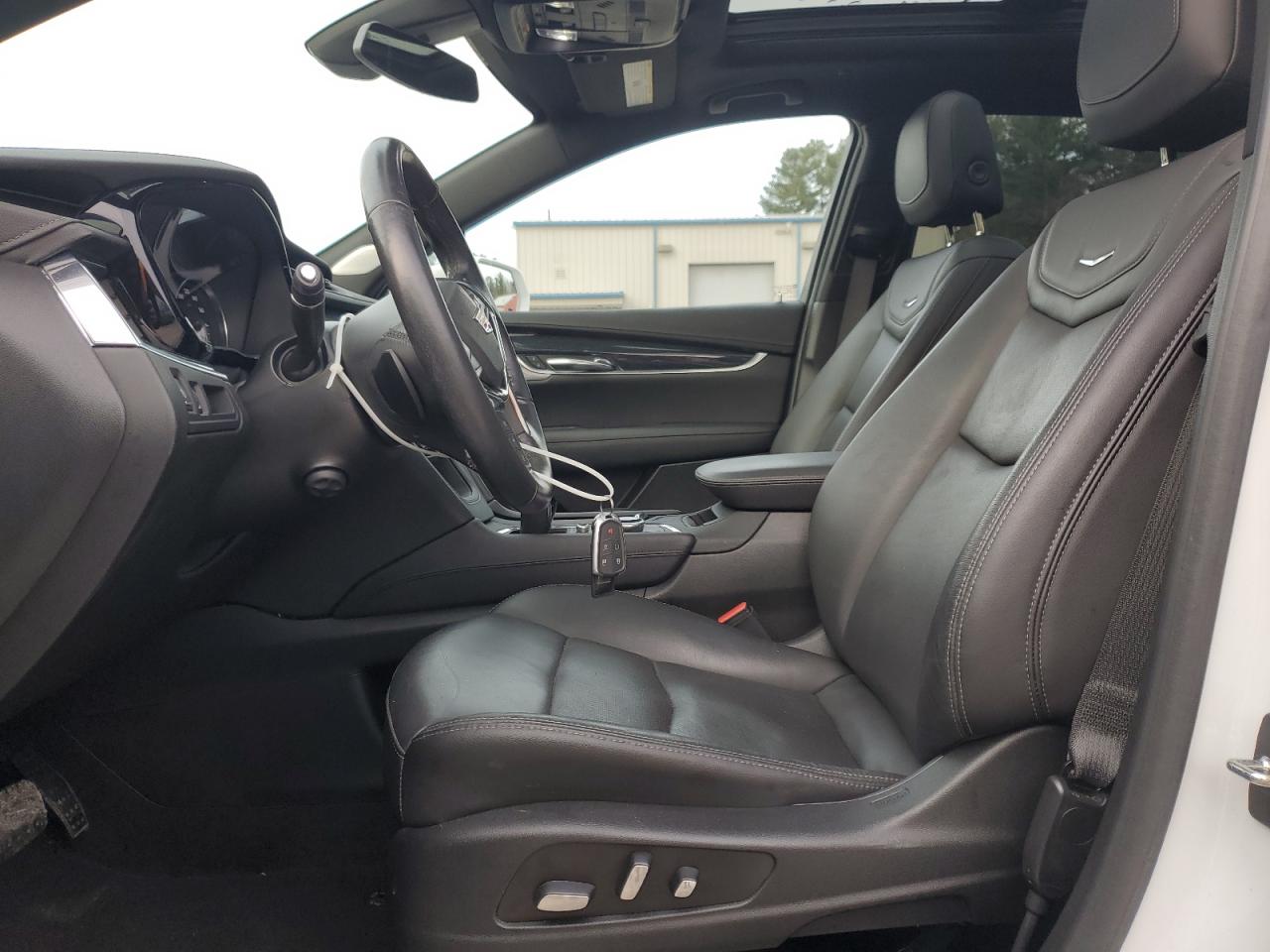 2020 Cadillac XT5 - Image 7