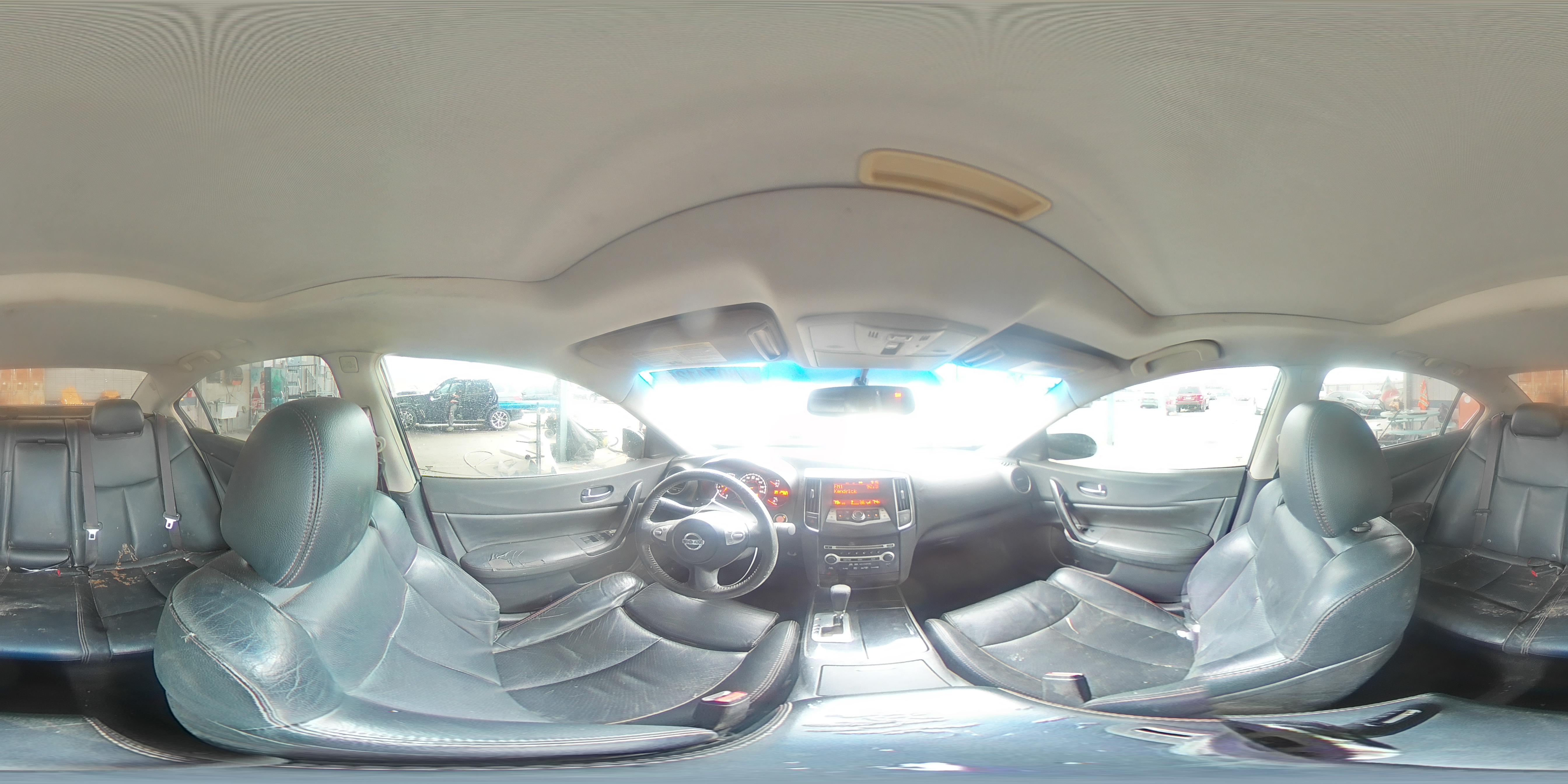2009 Nissan Maxima - Image 13