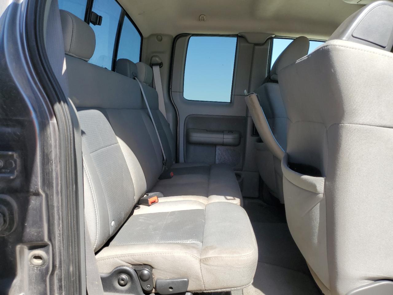 2007 Ford F-150 - Image 10